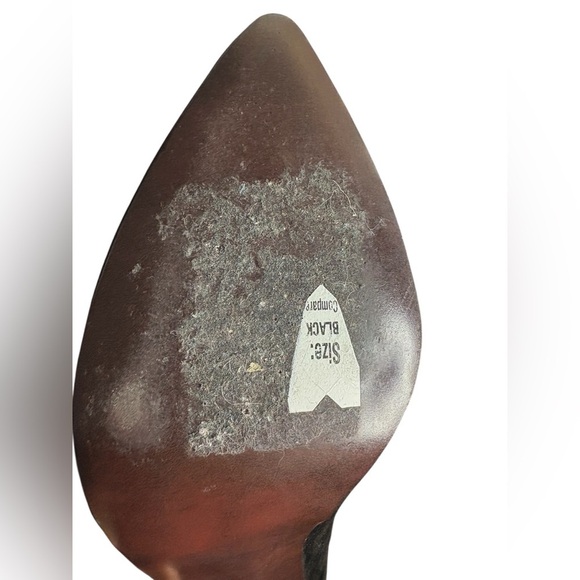 Cole Haan Allaire Ankle Bootie black suede
Leather Women boots sz 6.5B preloved - Picture 8 of 9